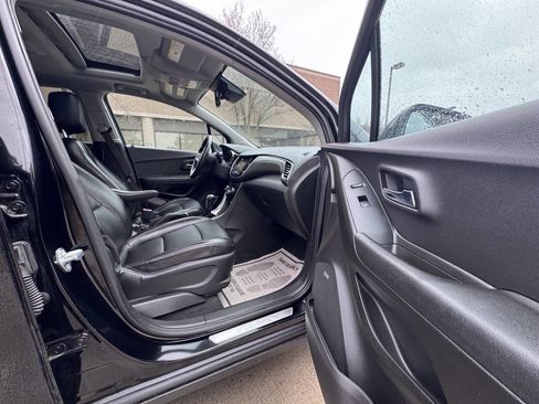 Used 2018 Chevrolet Trax Premier image 21