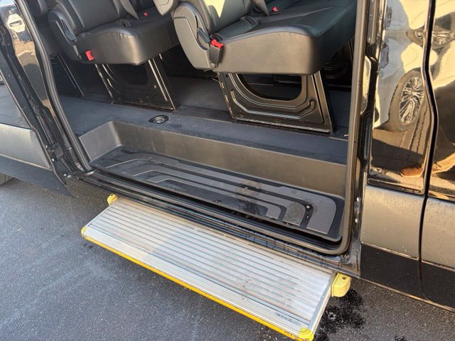 Used 2023 Mercedes-Benz Sprinter 2500 image 7