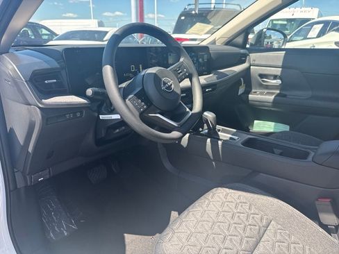 New 2026 Nissan Kicks SV w/ SV Premium Package FWD image 11