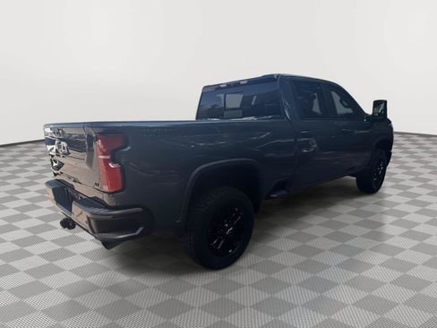 Used 2025 Chevrolet Silverado 2500 LT w/ Trail Boss Package AWD/4WD image 5