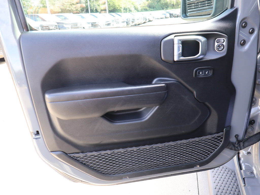 Used 2021 Jeep Wrangler Unlimited Sport AWD/4WD image 11