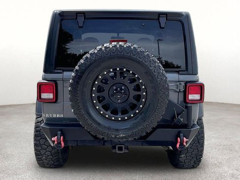 Used 2019 Jeep Wrangler Sport AWD/4WD image 5