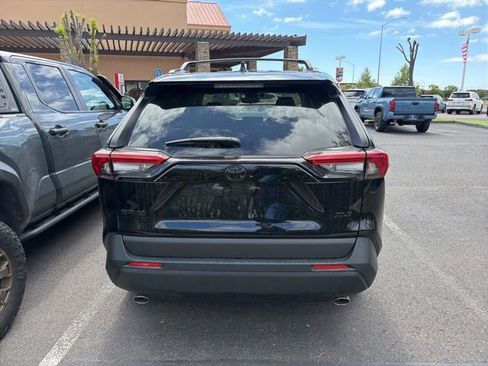 Used 2025 Toyota RAV4 XLE w/ Convenience Package image 14