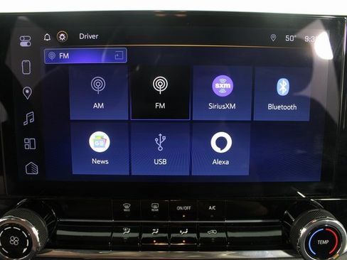 Used 2024 Chevrolet Colorado Trail Boss w/ Technology Package image 6