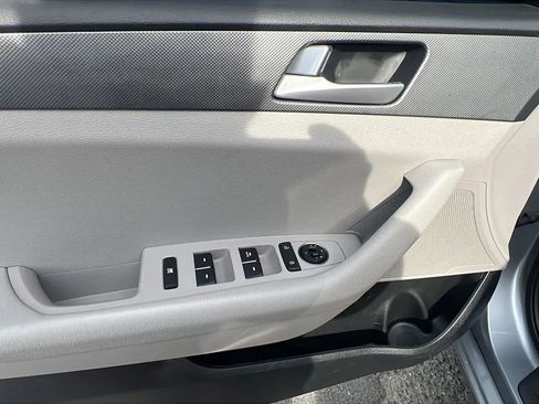 Used 2016 Hyundai Sonata SE image 21