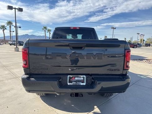 New 2026 RAM 2500 Big Horn AWD/4WD image 4