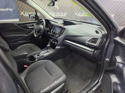 Used 2021 Subaru Forester Premium AWD/4WD image 13