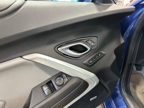 Used 2021 Chevrolet Camaro SS image 12