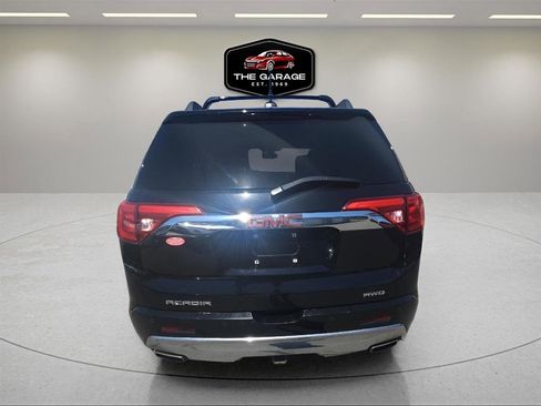 Used 2017 GMC Acadia Denali w/ Technology Package AWD/4WD image 5