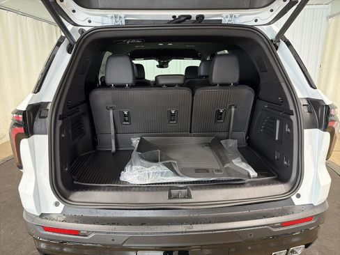 New 2026 Chevrolet Traverse LT w/ Midnight/Sport Edition image 8