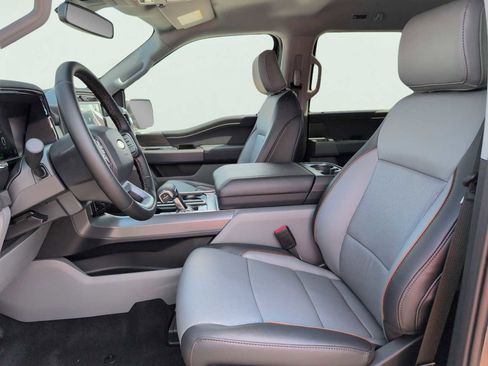 New 2025 Ford F150 Lariat w/ Equipment Group 501A Mid image 8