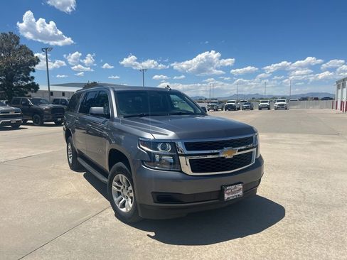 Used 2019 Chevrolet Suburban LT AWD/4WD image 8