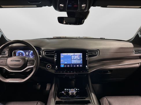 Used 2022 Jeep Wagoneer Series II image 24