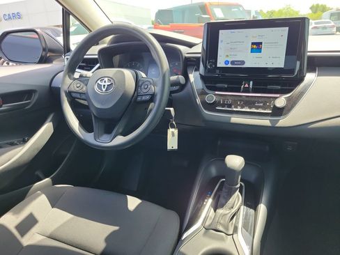 Used 2024 Toyota Corolla LE FWD image 13