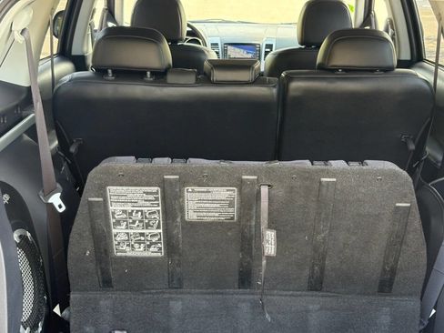 Used 2007 Mitsubishi Outlander XLS image 27