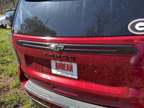 Used 2024 Chevrolet Tahoe Z71 w/ Off-Road Capability Package image 5