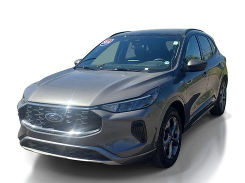 Certified 2024 Ford Escape ST-Line AWD/4WD image 2