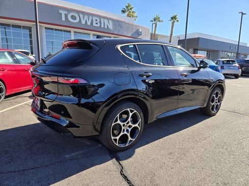 New 2025 Alfa Romeo Tonale AWD/4WD image 3