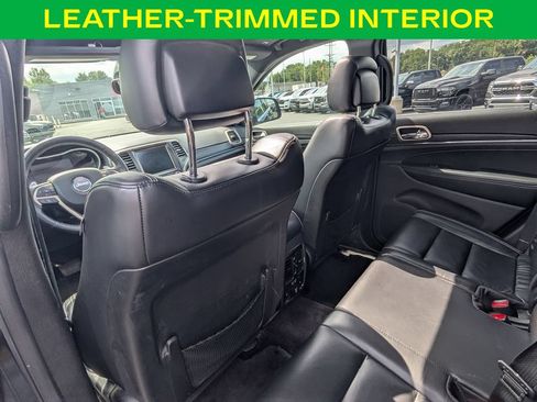 Used 2017 Jeep Grand Cherokee Limited AWD/4WD image 16