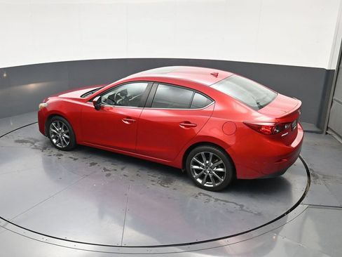 Used 2018 MAZDA MAZDA3 Touring FWD image 31