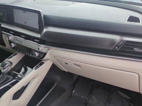 Used 2024 Kia Telluride S w/ S Sunroof Package image 35