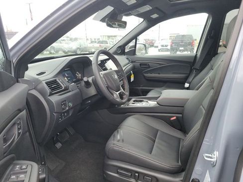 Used 2025 Honda Passport TrailSport image 20