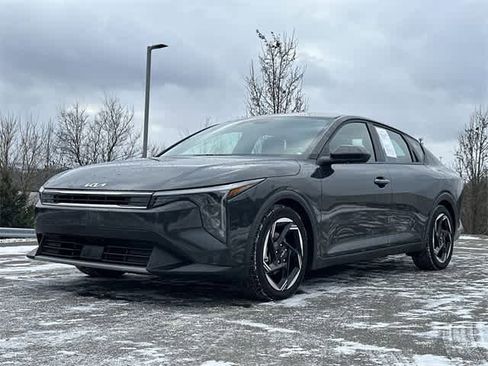Used 2025 Kia K4 EX image 19