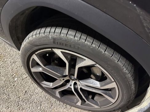 Used 2023 BMW X6 xDrive40i w/ Premium Package image 4