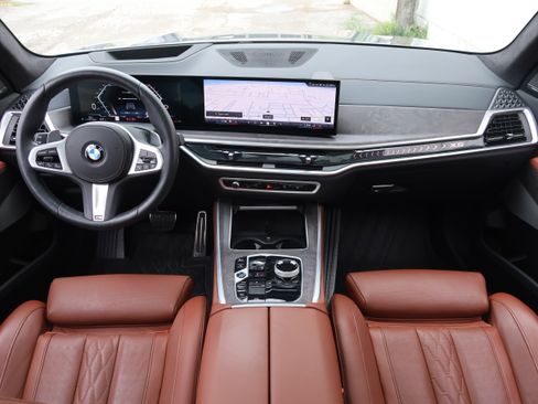 Used 2025 BMW X5 xDrive40i w/ Executive Package AWD/4WD image 11
