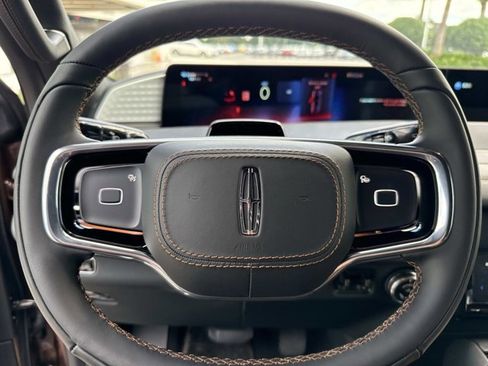 New 2025 Lincoln Navigator L Black Label image 23