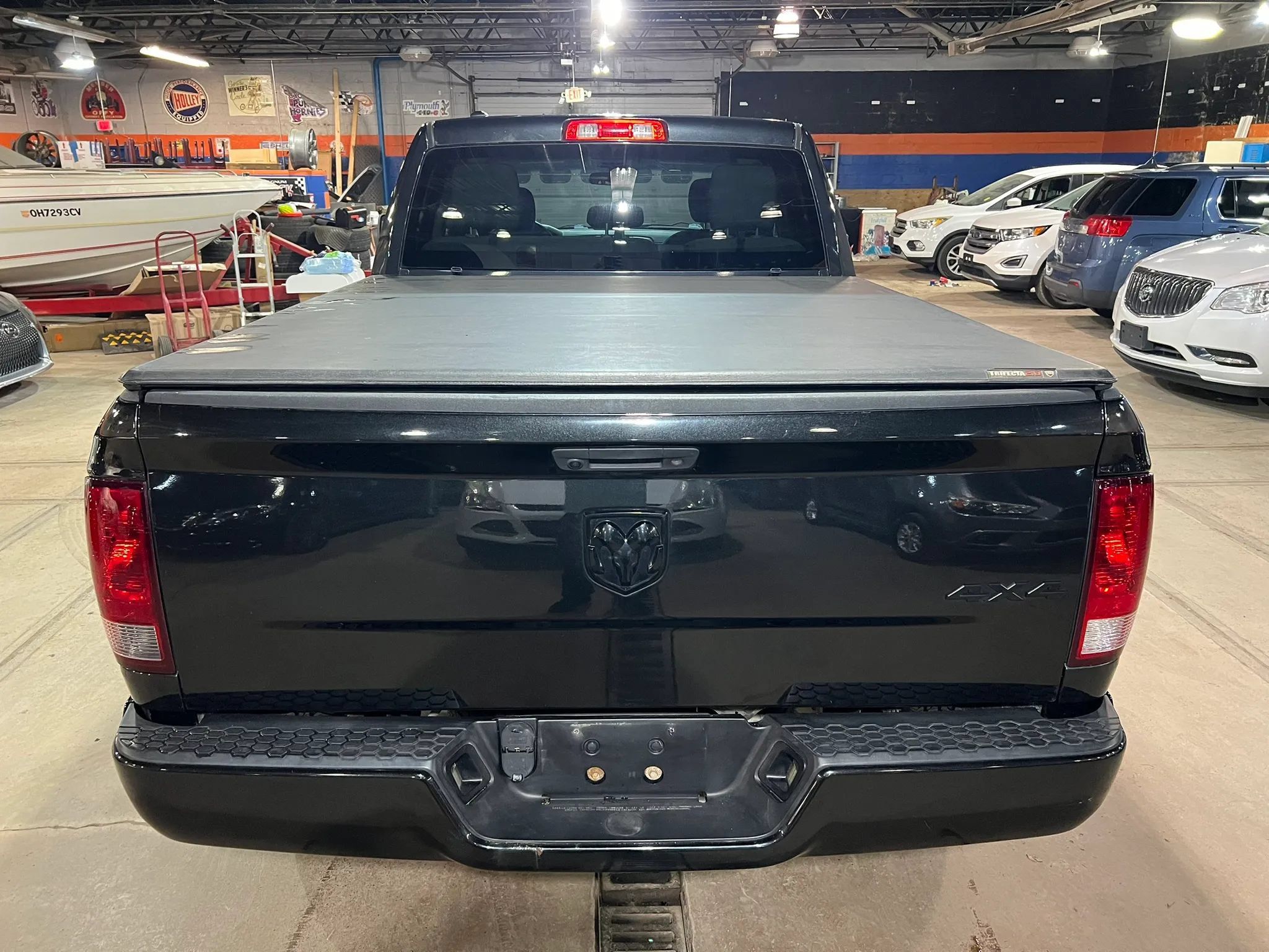 Used 2017 RAM 1500 Express w/ Black Ram 1500 Express Group AWD/4WD image 4