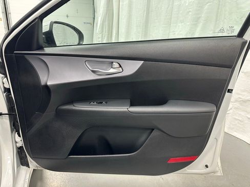 Used 2024 Kia Forte LXS image 47