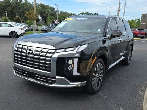 Certified 2025 Hyundai Palisade Calligraphy AWD/4WD image 2