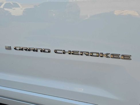 Used 2021 Jeep Grand Cherokee L Overland w/ Trailer Tow Group (B) image 13