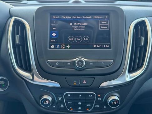 Used 2023 Chevrolet Equinox LT FWD image 9