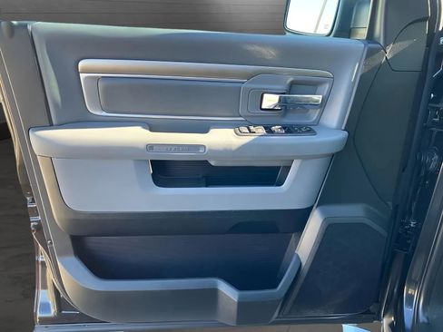 Used 2016 RAM 1500 Big Horn AWD/4WD image 9