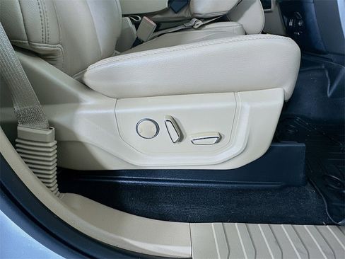 Used 2018 Ford F250 Lariat w/ Lariat Value Package image 21