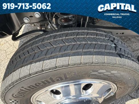 New 2026 Ford F550 4x4 Crew Cab image 14