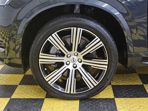 Used 2021 Volvo XC90 T8 Inscription w/ Protection Package Premier image 9