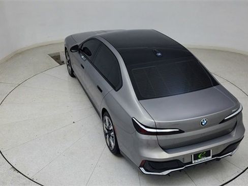 Used 2024 BMW 740i image 78