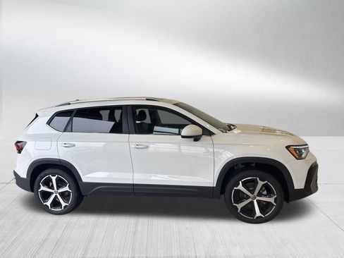 New 2026 Volkswagen Taos SEL AWD/4WD image 6