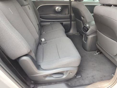 New 2026 Hyundai Ioniq 9 SE image 17