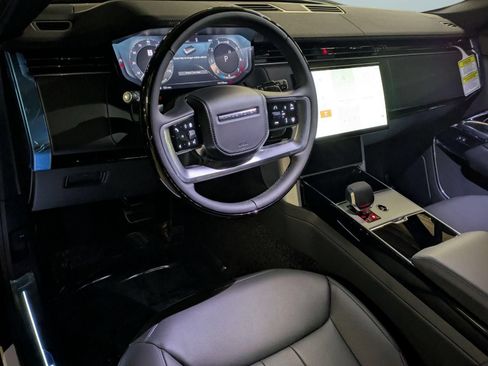 New 2026 Land Rover Range Rover Long Wheelbase SE AWD/4WD image 16