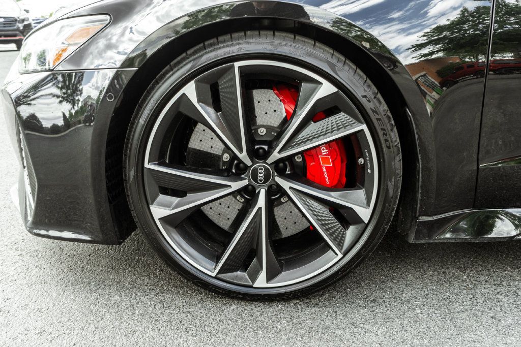Used 2021 Audi RS 7 Sportback AWD/4WD image 32