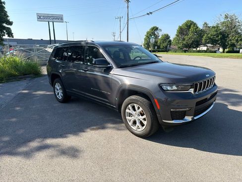 Used 2023 Jeep Grand Cherokee L Limited AWD/4WD image 2