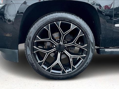 Used 2019 GMC Yukon Denali w/ Denali Ultimate Package image 35