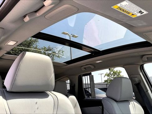 Used 2026 Acura MDX FWD w/ Technology Package image 21