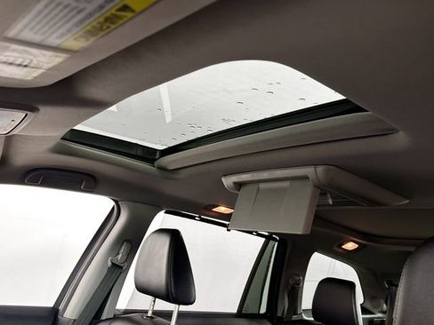 Used 2016 Honda Pilot Elite image 46