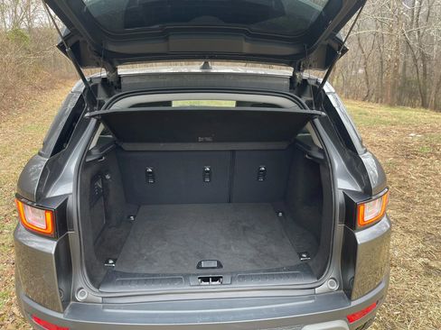 Used 2019 Land Rover Range Rover Evoque image 12