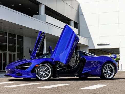 New 2026 McLaren 750S Spider RWD image 9